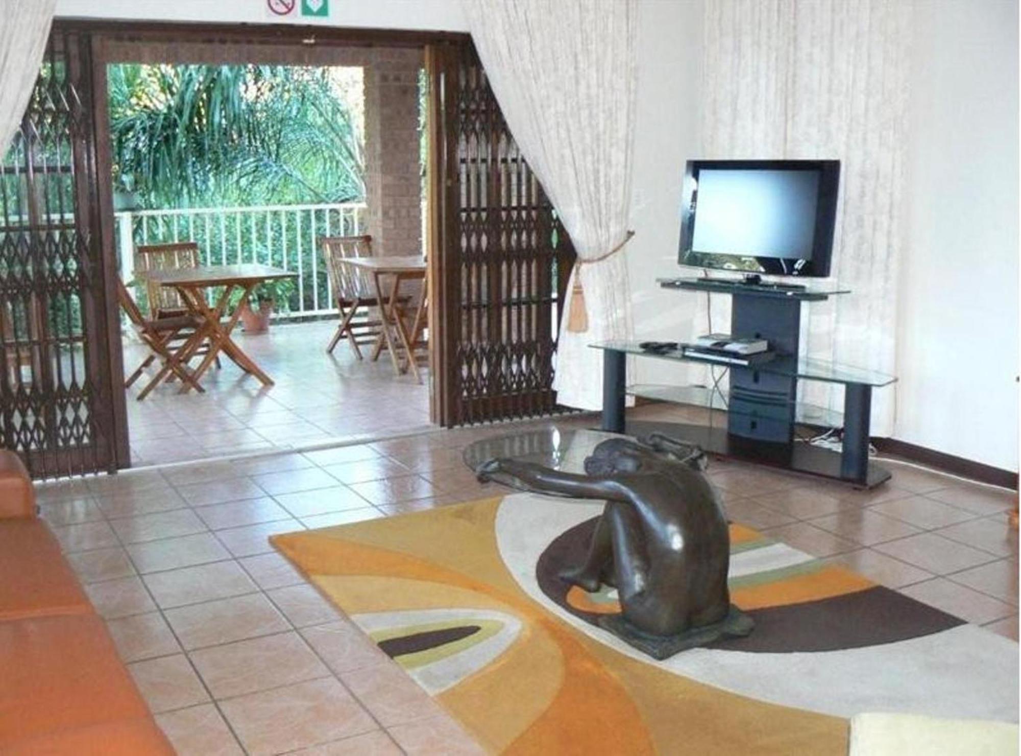 Country Link Guest Lodge Komatipoort Exterior photo