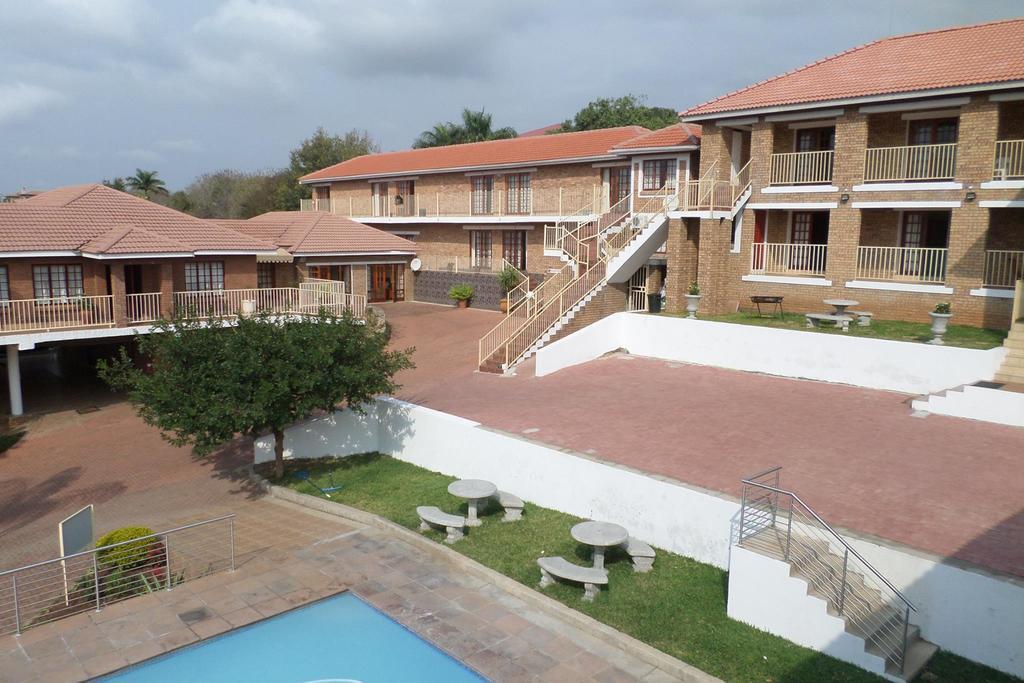 Country Link Guest Lodge Komatipoort Exterior photo